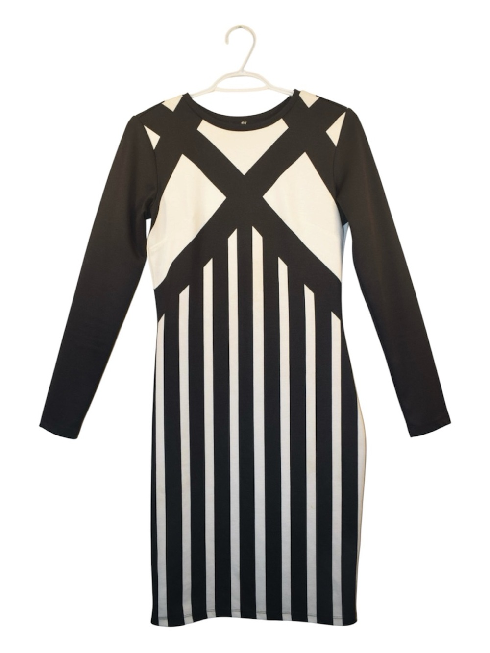 H&M Black and White Long Sleeve Geometric Stripe Dress